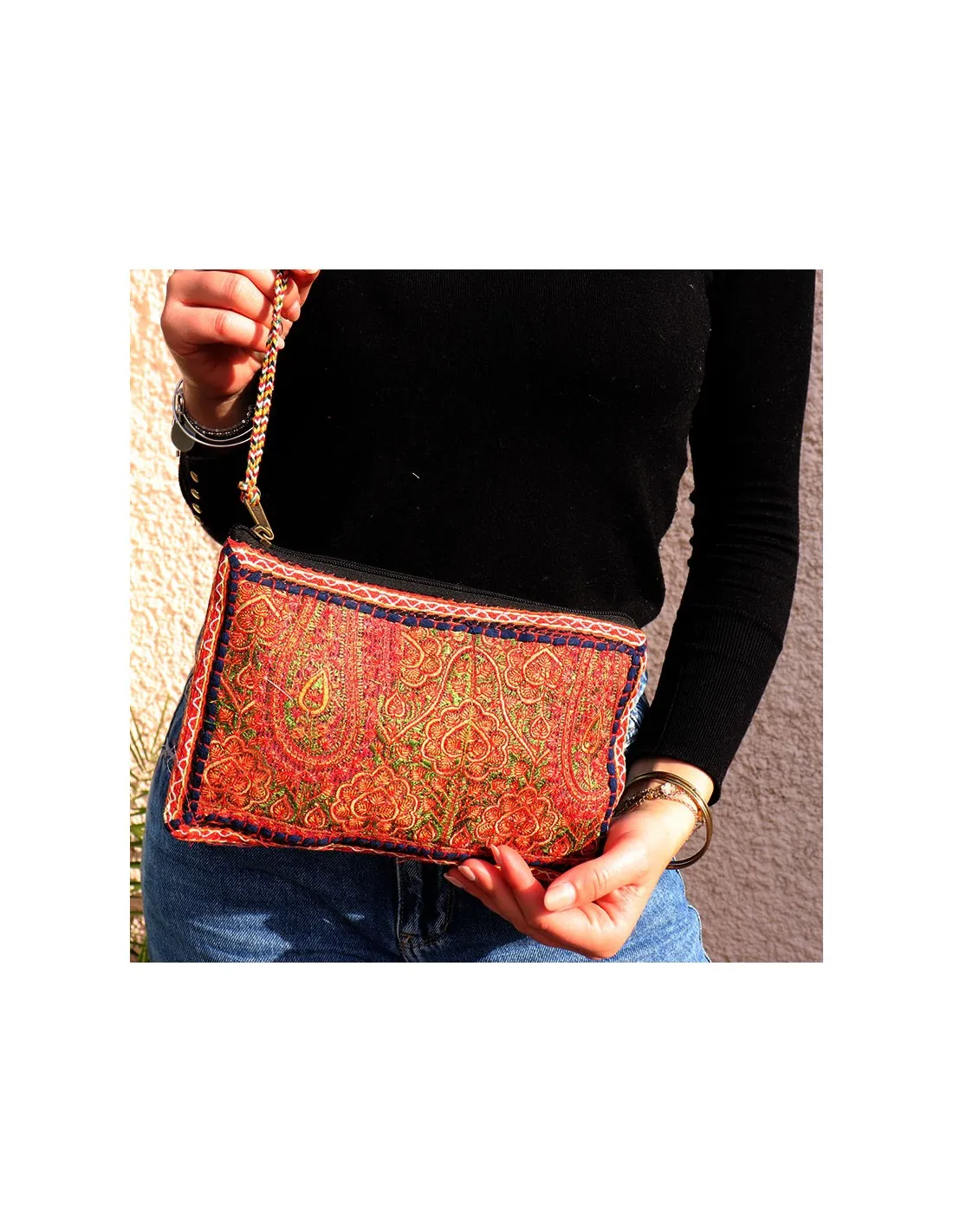 Pochette brodée indienne