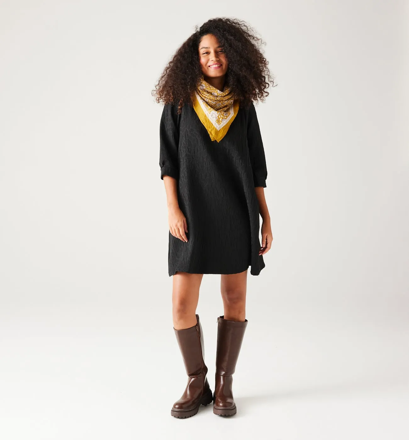 Robe brodée évasée Femme - Noir