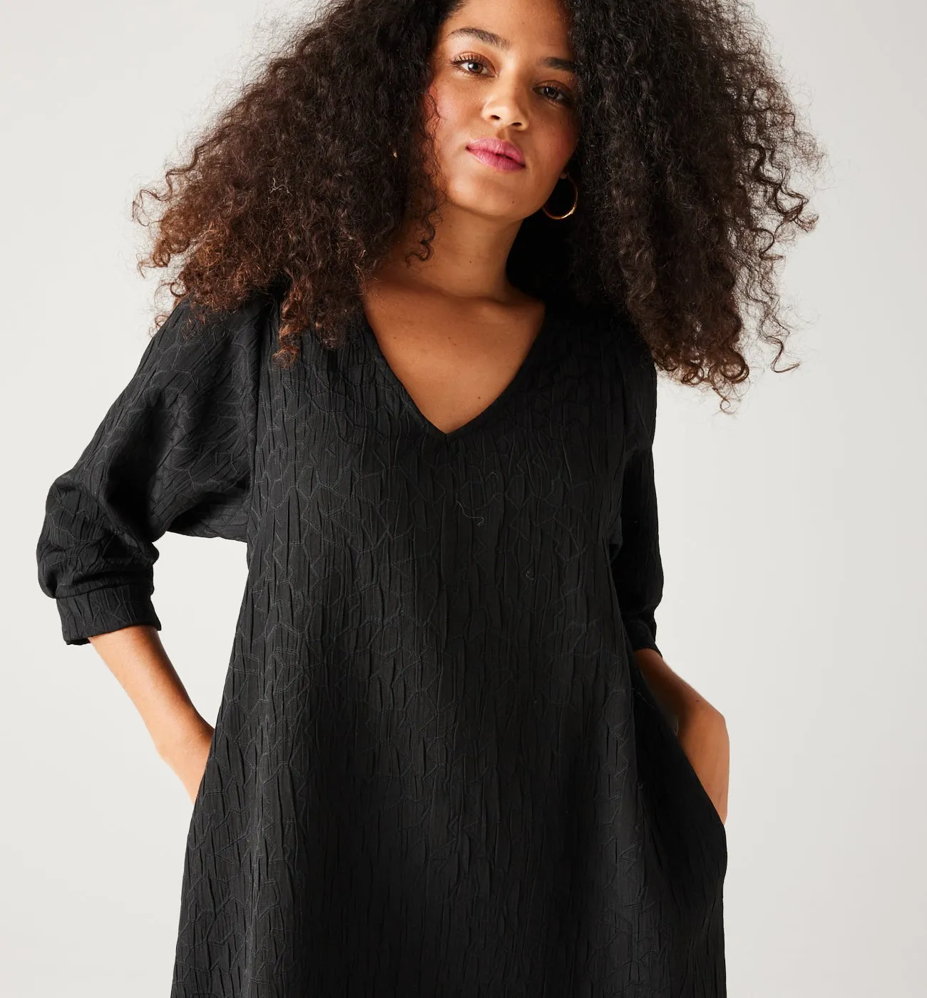 Robe brodée évasée Femme - Noir
