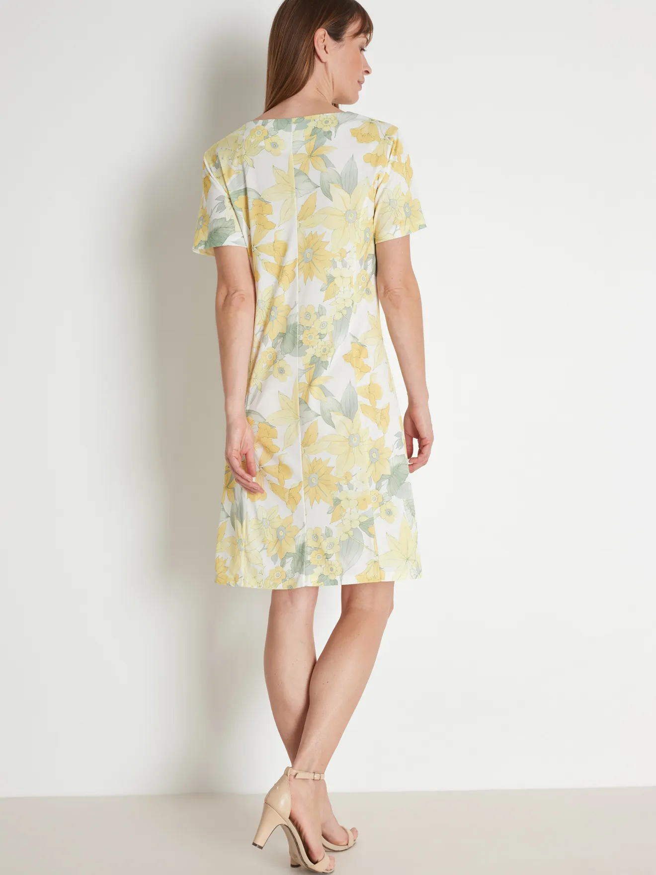 Robe en maille manches courtes